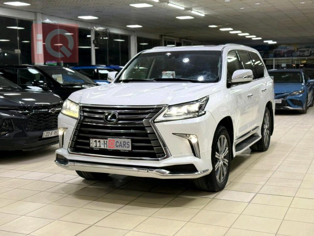 Lexus LX